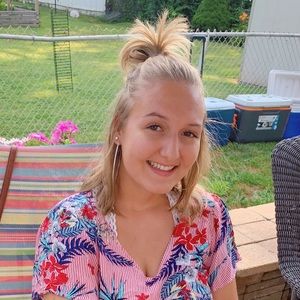 Meet your Posher, Erika